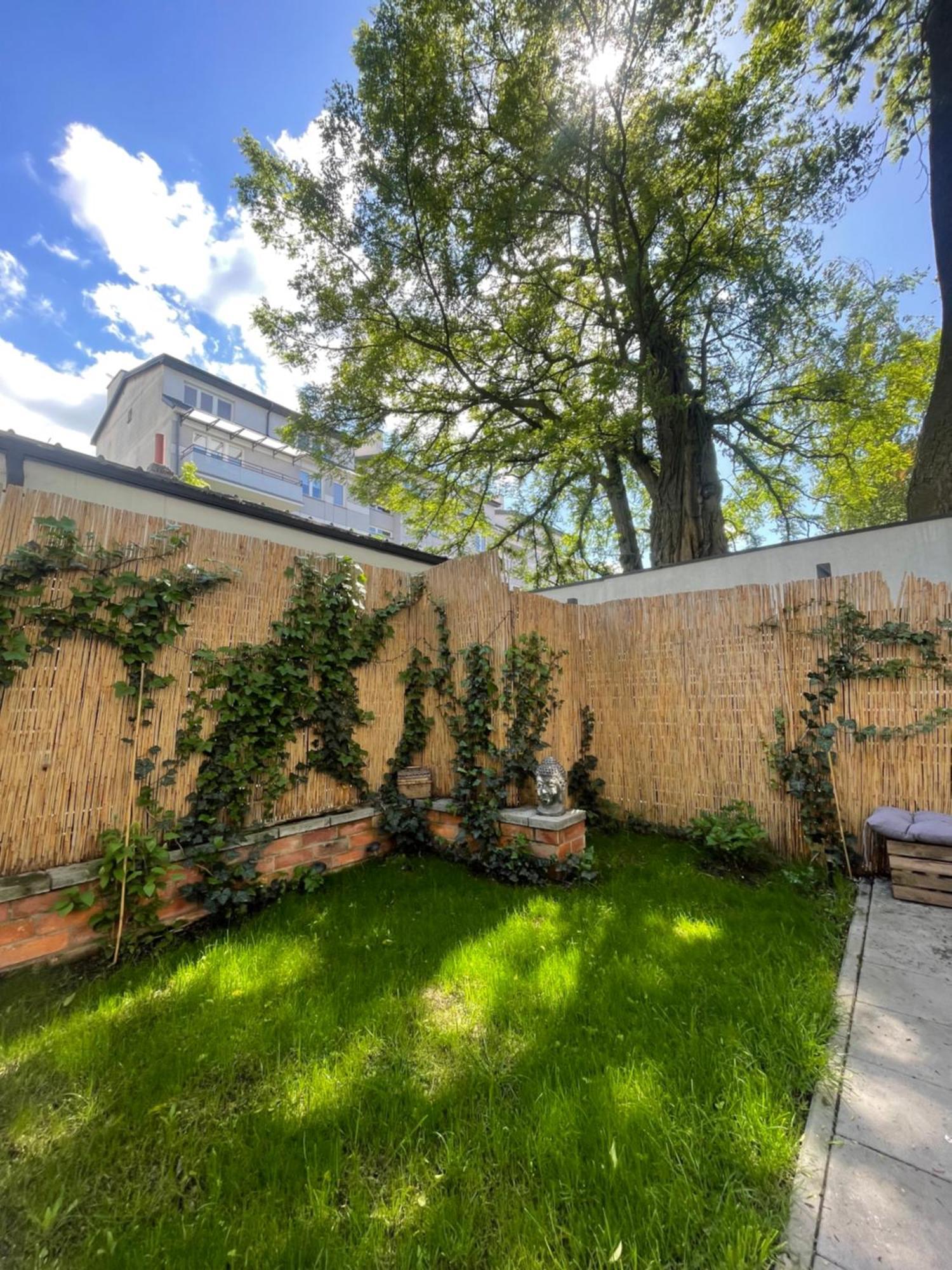 Garden Place Apartment Warsaw Exterior photo